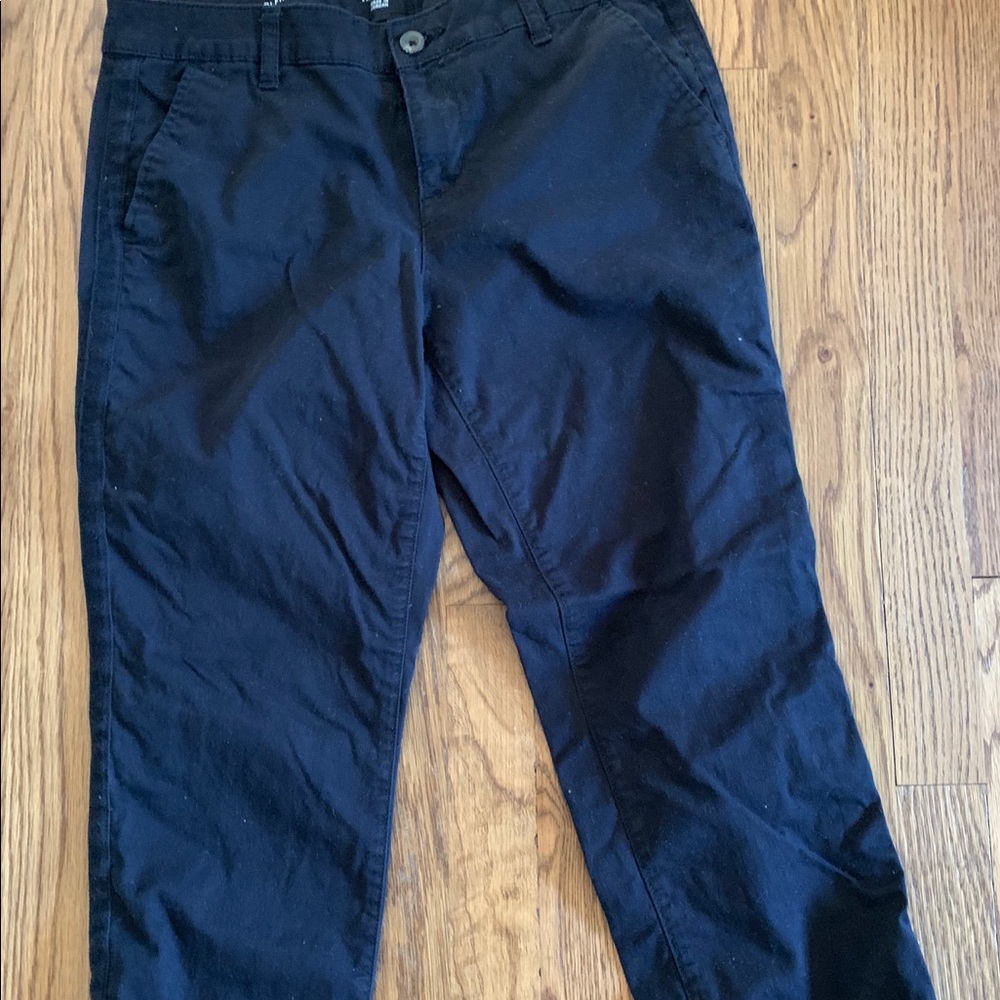 Black cropped chinos